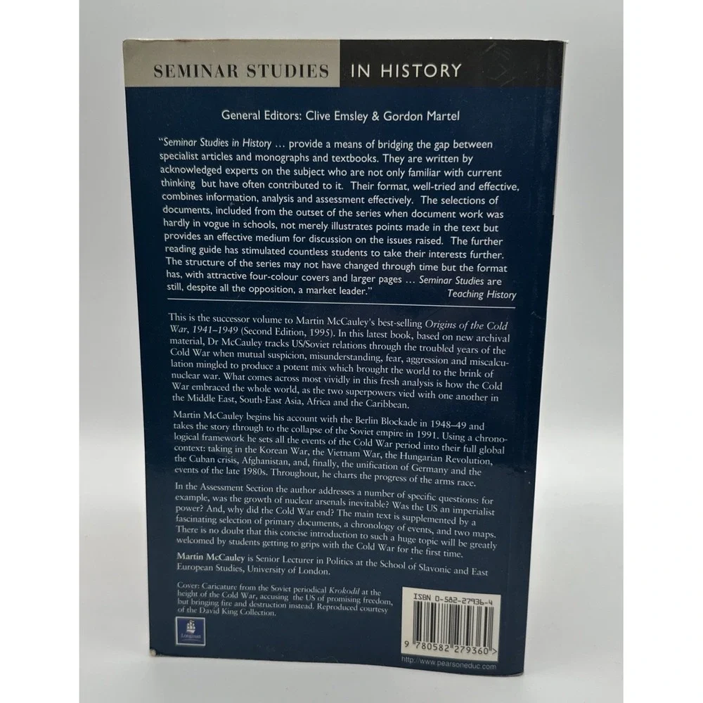 Russia America The Cold War 1949-1991 Paperback Book Martin McCauley Seminar